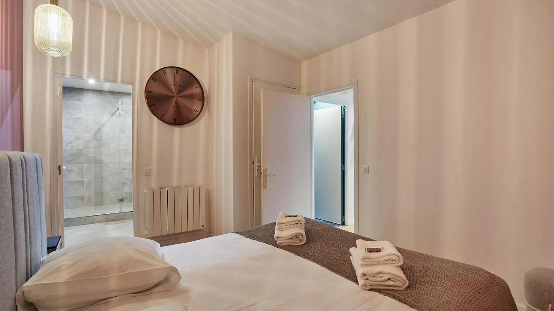 Residense Montmartre By Prestige 아파트