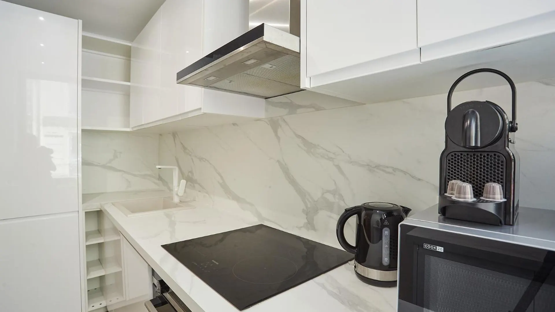 아파트 Residense Montmartre By Prestige *